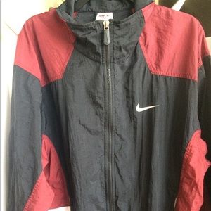❤Price drop Nike Windbreaker Size Medium unisex